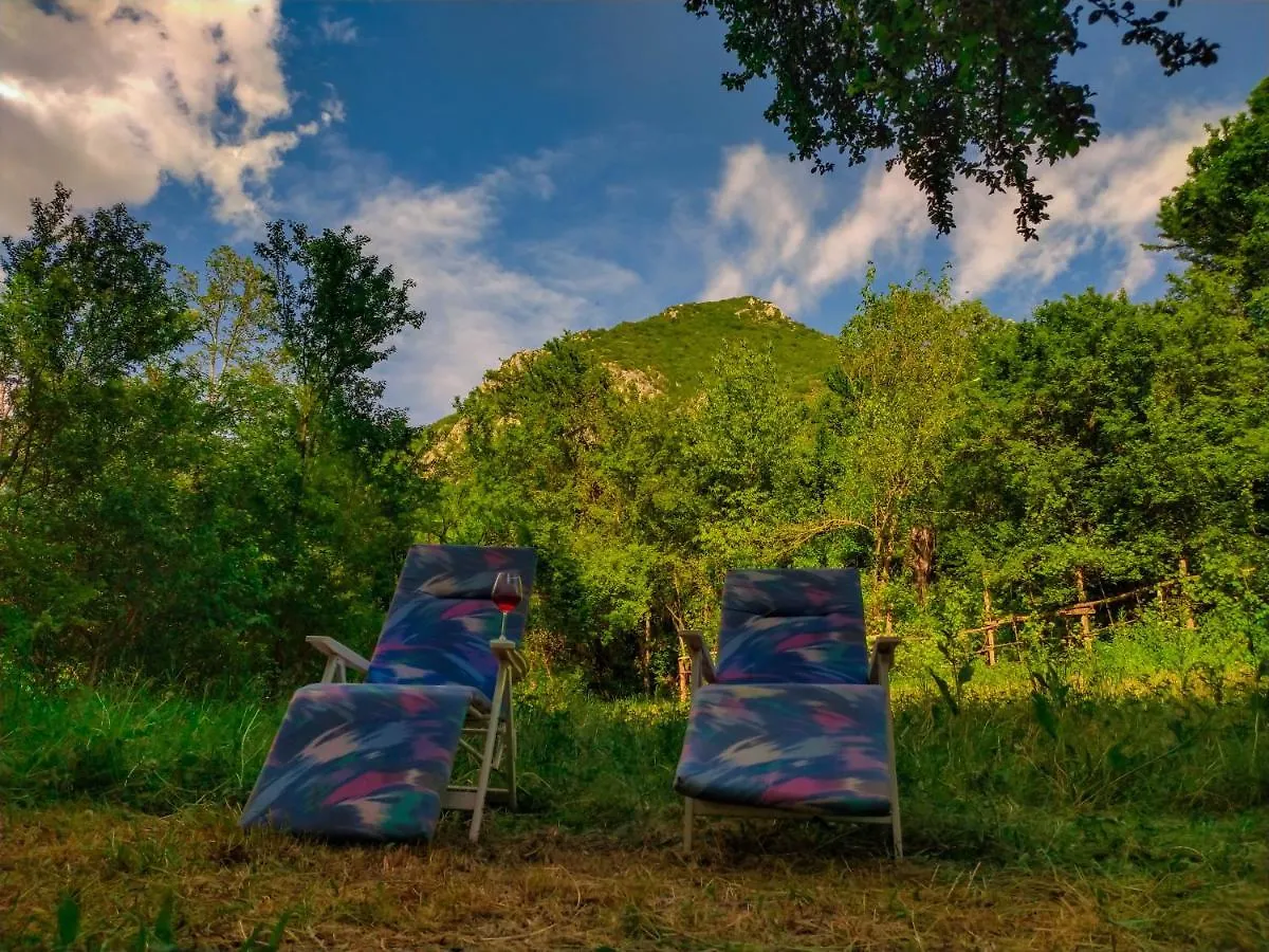 Hotel Kulla Hupi Agriturism Bulqize
