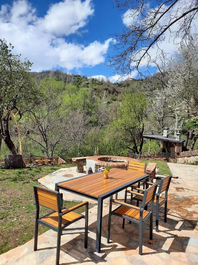 Kulla Hupi Agriturism Hotel Bulqize 0*,