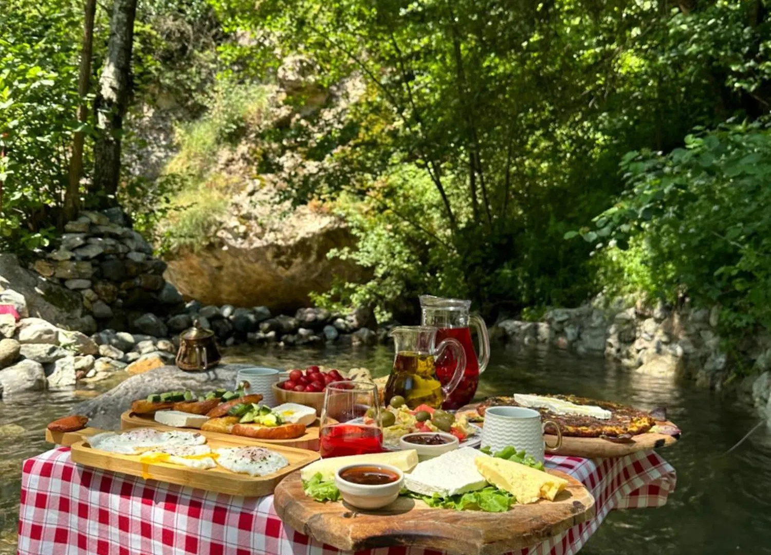 Kulla Hupi Agriturism Hotel Bulqize 0*,  Albanië